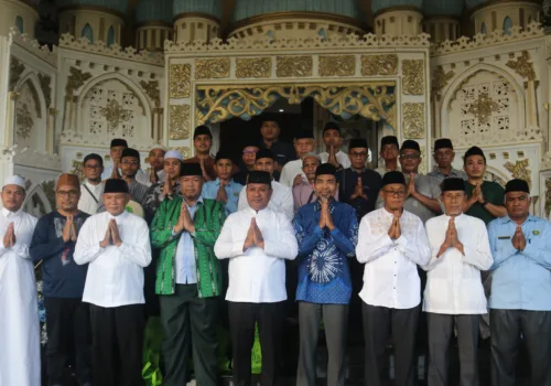 Wagub Maluku: Rayakan Malam Takbiran dengan Hikmat, Tanpa Konvoi