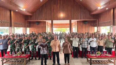 Gubernur Maluku