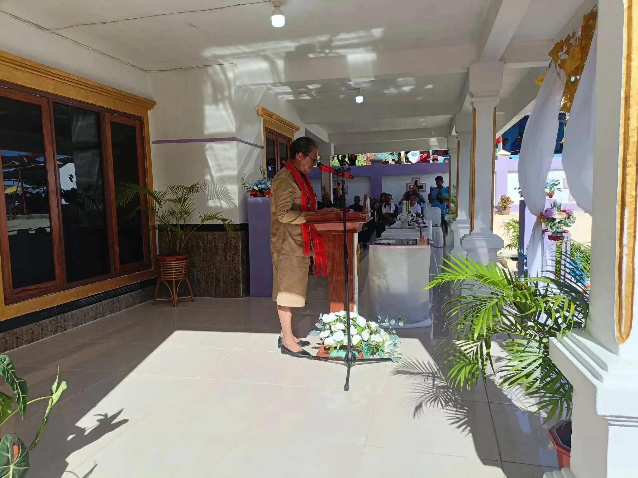 Wabup Tanimbar Hadiri Penabhisan Pastori I Jemaat GPM Watmuri, Dorong Penguatan Iman dan Sinergi Pembangunan 2 FB IMG 1776127805712