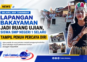 Lapangan Bakayaman Jadi Ruang Ujian, Siswa SMP Negeri 1 Selaru Tampil Penuh Percaya Diri