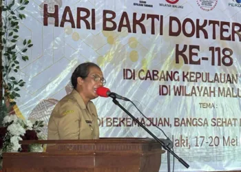 Wabup Tanimbar Buka Seminar IDI, Tegaskan Penguatan Layanan Kesehatan Kepulauan 3 Wabup Tanimbar Buka Seminar IDI, Tegaskan Penguatan Layanan Kesehatan Kepulauan