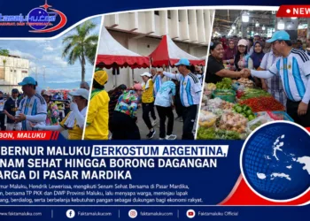 Gubernur Maluku Berkostum Argentina, Senam Sehat Hingga Borong Dagangan Warga di Pasar Mardika