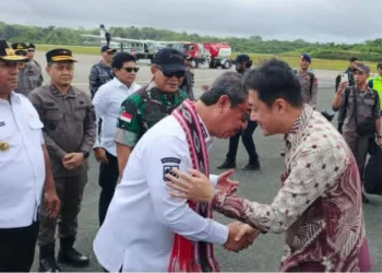 Bumi Duan Lolat Dapat Perhatian Khusus! Gubernur Maluku-Forkopimda Lengkap Tiba, Disambut Hangat Bupati Tanimbar