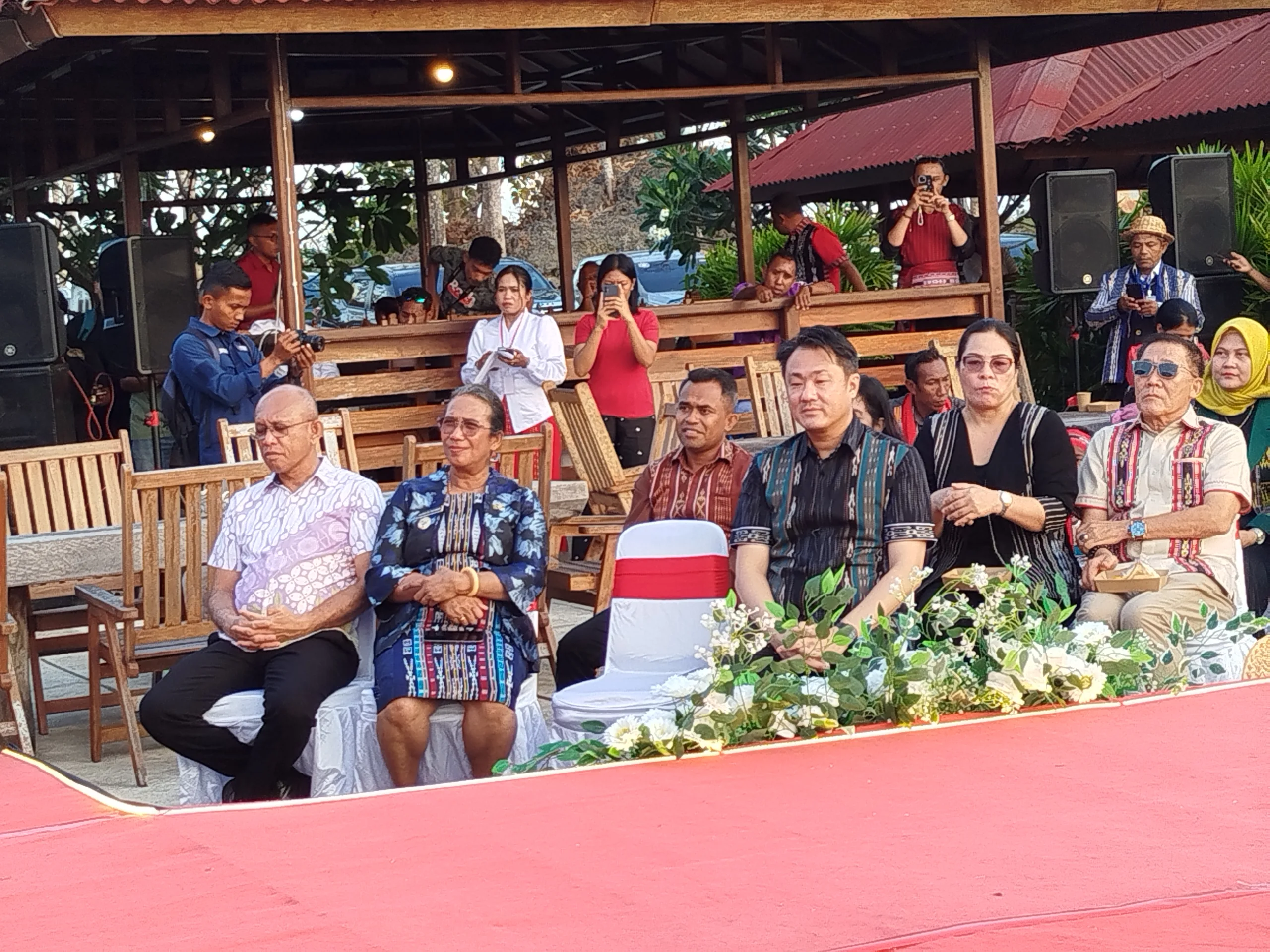 Tanimbar Living Heritage 2026: Ketika Tenun dan Warisan Budaya Tanimbar Naik Kelas ke Panggung Fashion 2 IMG 20260924 174539 scaled